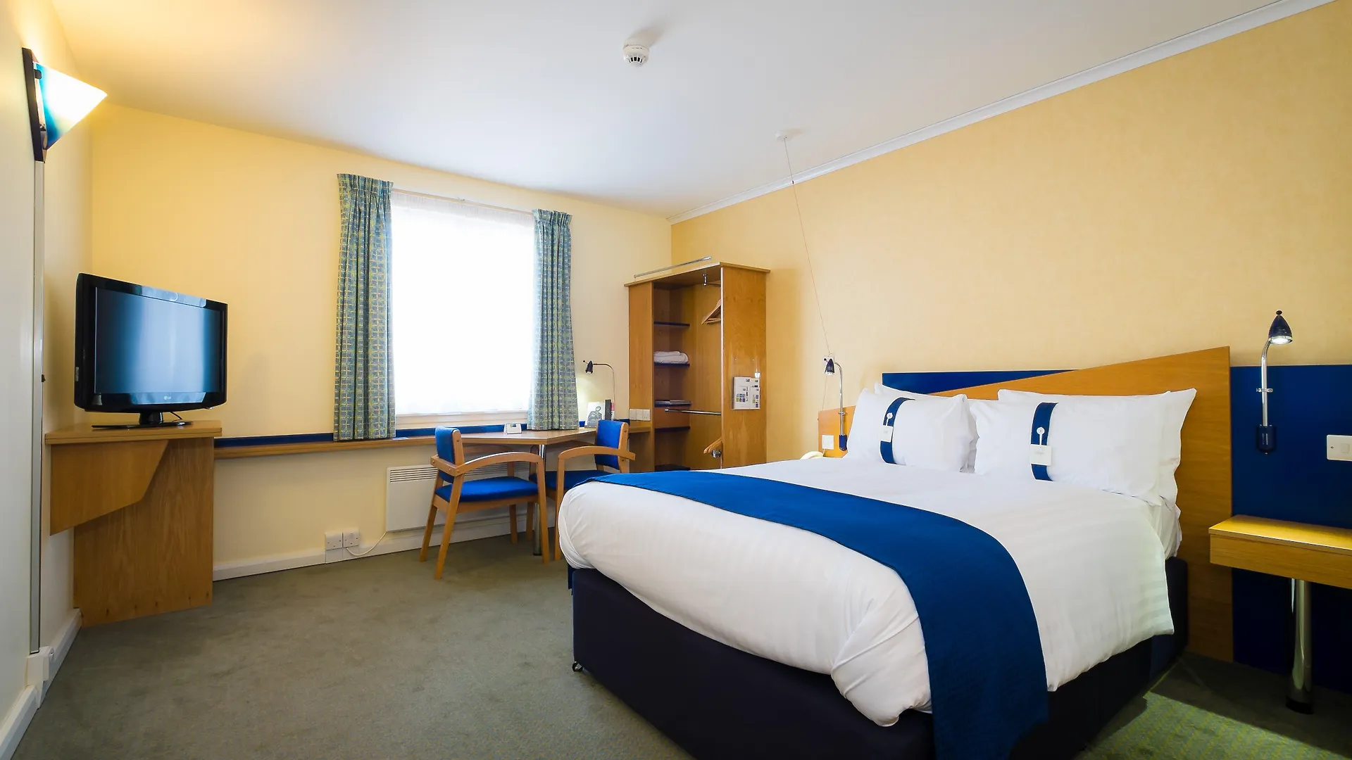 Hotel Holiday Inn Express Aberdeen City Centre By Ihg