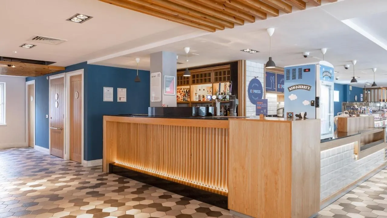 Hotel Holiday Inn Express Aberdeen City Centre By Ihg